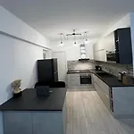 Elegant & Spacious 2br 2ba Unit With Private Patio