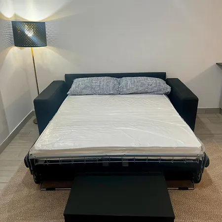 Elegant & Spacious 2br 2ba Unit With Private Patio Рим