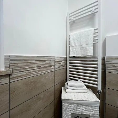 Апартаменты Elegant & Spacious 2br 2ba Unit With Private Patio