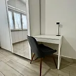 Elegant & Spacious 2br 2ba Unit With Private Patio 罗马