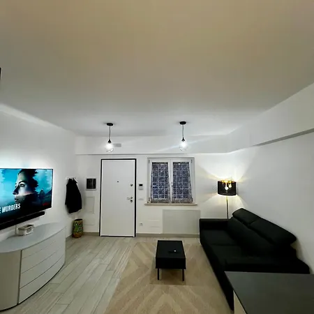 Апартаменты Elegant & Spacious 2br 2ba Unit With Private Patio *