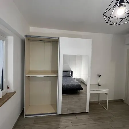 Elegant & Spacious 2br 2ba Unit With Private Patio Apartment *